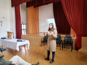 26EC7EF6-4DDC-42C6-9E46-82D7EDB07639