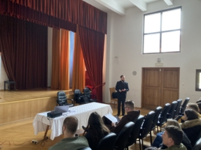 5F01F27A-7480-4249-9DD2-F868357BA13E