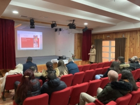 9E4384B2-6AC6-417C-B25B-531FEE346A78