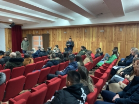 B1C7B9AD-2CB1-42A3-ACA9-EDC8FB5C596F