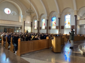 F2F17FBA-FB14-49E2-B4AA-1E4FDC8031BE